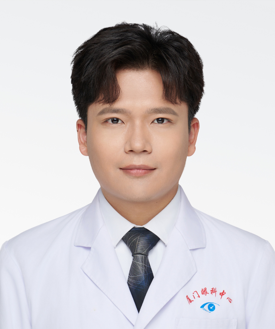 陳育鋒眼科學(xué)碩士